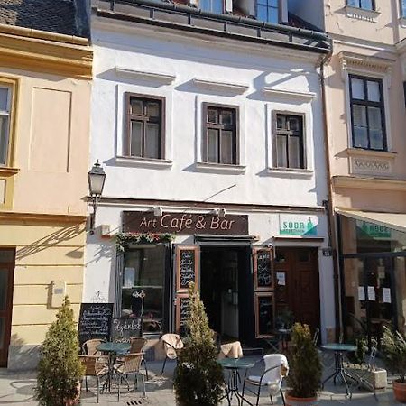 Soda Apartman Győr Exteriör bild