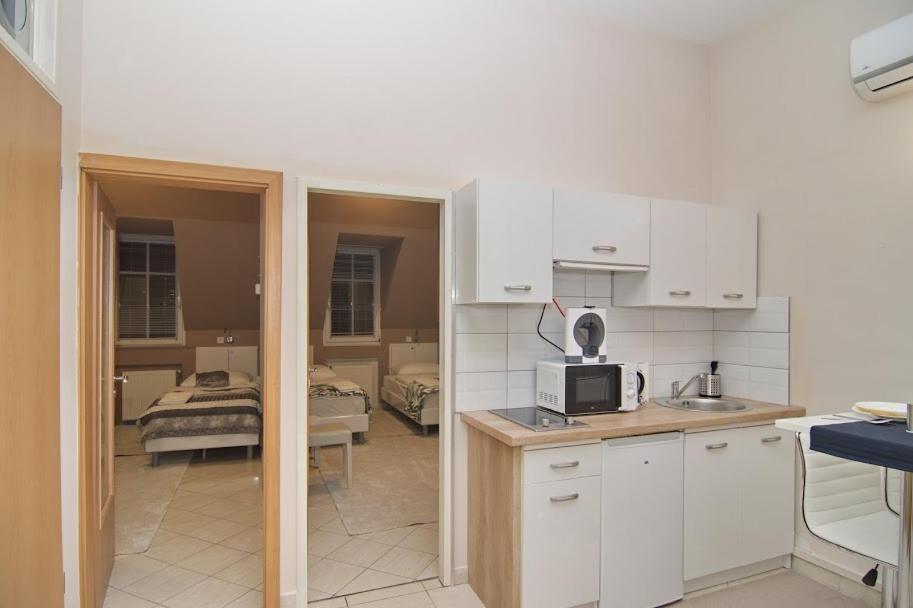 Soda Apartman Győr Exteriör bild