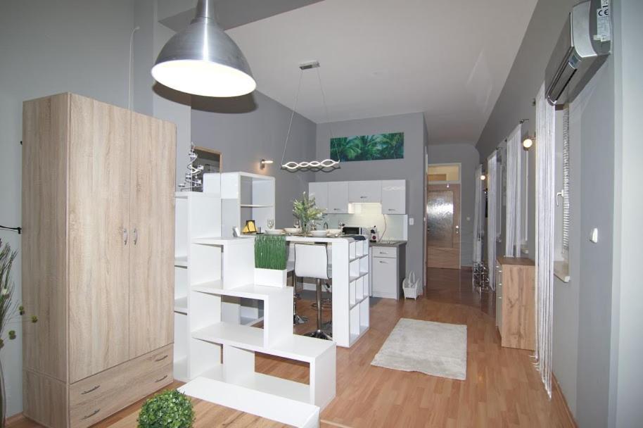 Soda Apartman Győr Exteriör bild